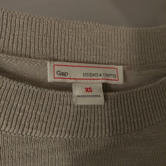 Tan GAP Sweater | Size XS - Picture 3 of 3